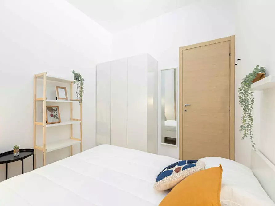 Immagine 1 di Camera in affitto  in Via Amatore Sciesa a Milano