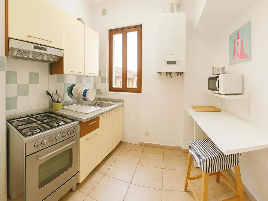 Immagine 10 di Camera in affitto  in Via del Porrione a Siena