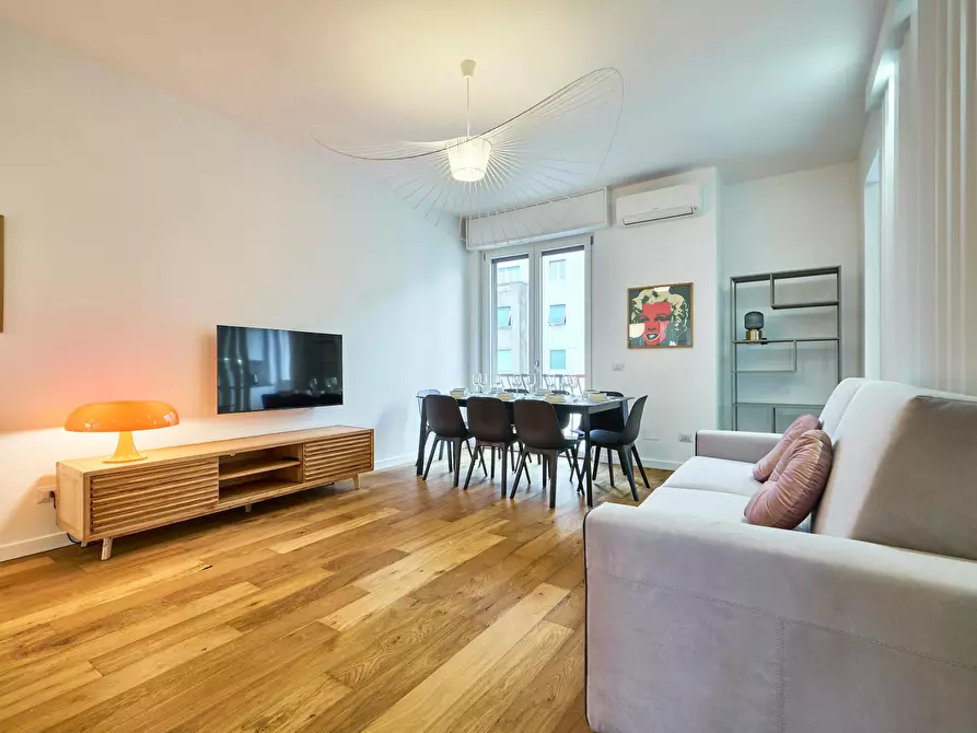 Immagine 2 di Appartamento in affitto  in Viale Tunisia a Milano