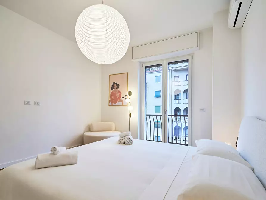 Immagine 8 di Appartamento in affitto  in Viale Tunisia a Milano