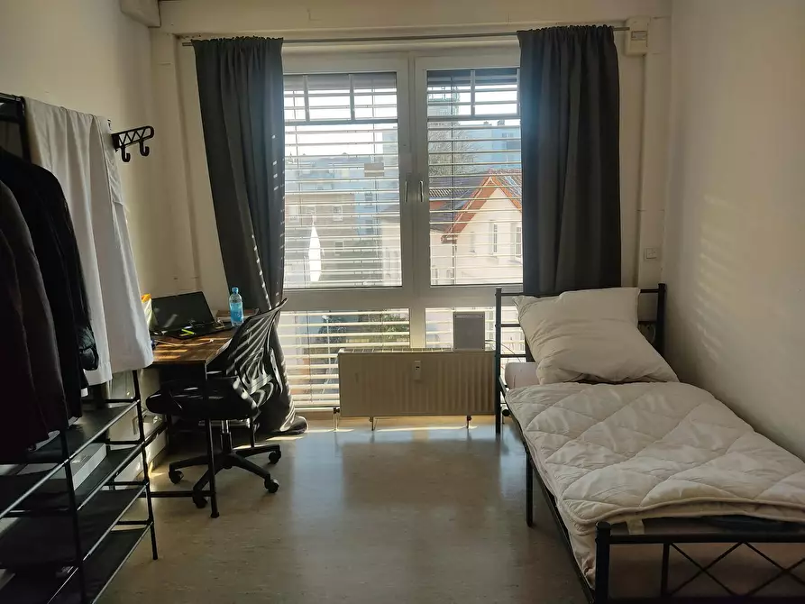 Immagine 5 di Camera in affitto  in Hermann-Steinhäuser-Straße a Offenbach