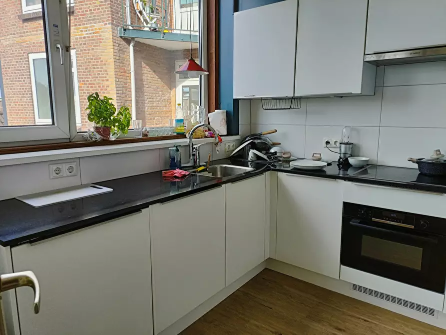 Immagine 5 di Camera in affitto  in Walenburgerweg a Rotterdam