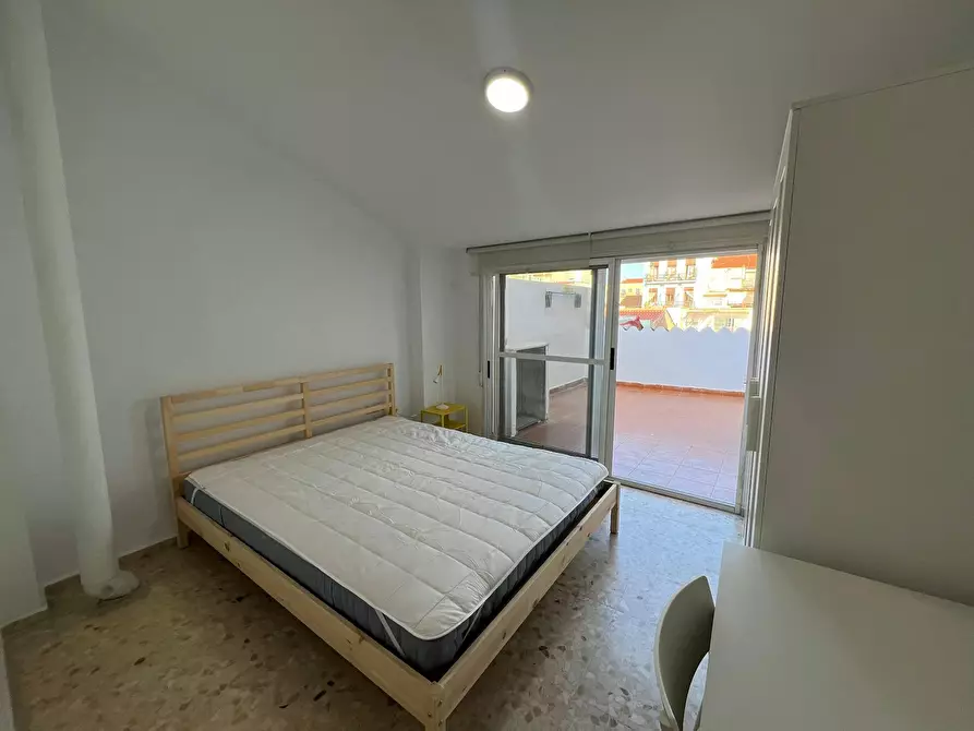 Immagine 7 di Camera in affitto  in Carrer de Josep Benlliure a Valencia