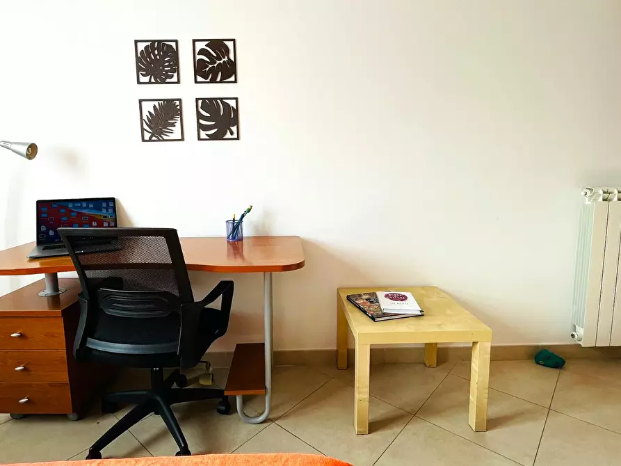 Immagine 6 di Appartamento in affitto  in Via della Stazione Tuscolana a Roma