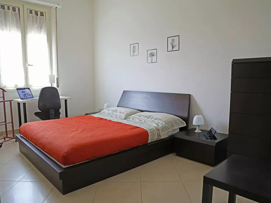 Immagine 9 di Appartamento in affitto  in Via della Stazione Tuscolana a Roma