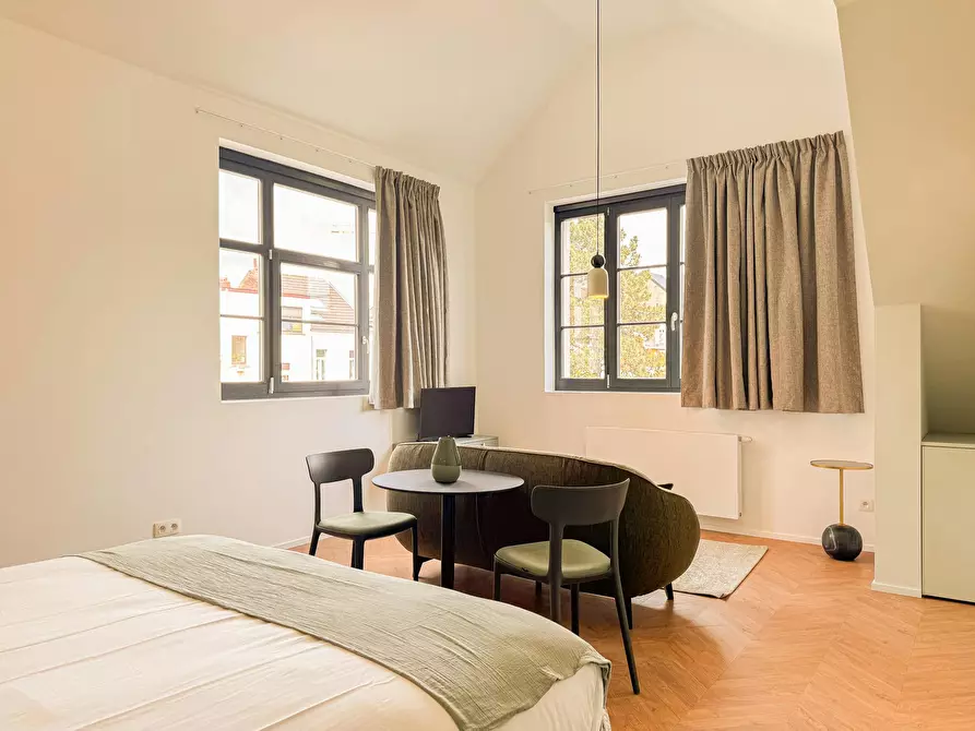 Immagine 1 di Appartamento in affitto  in Rue Xavier De Bue a Uccle