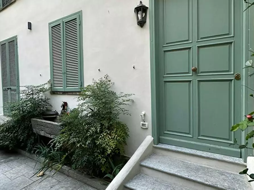 Immagine 10 di Appartamento in affitto  in Via della Rocca a Torino