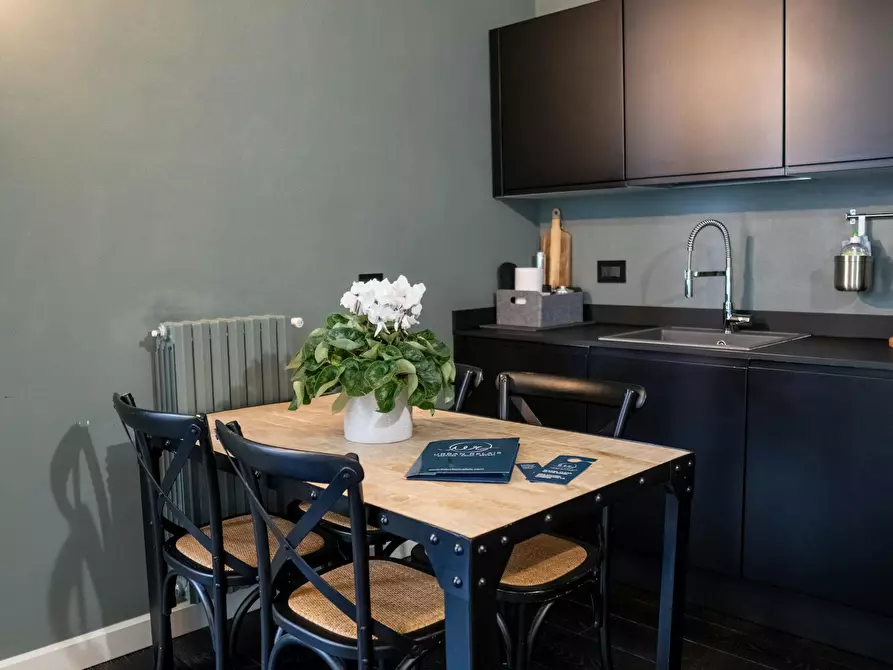 Immagine 3 di Appartamento in affitto  in Via della Rocca a Torino