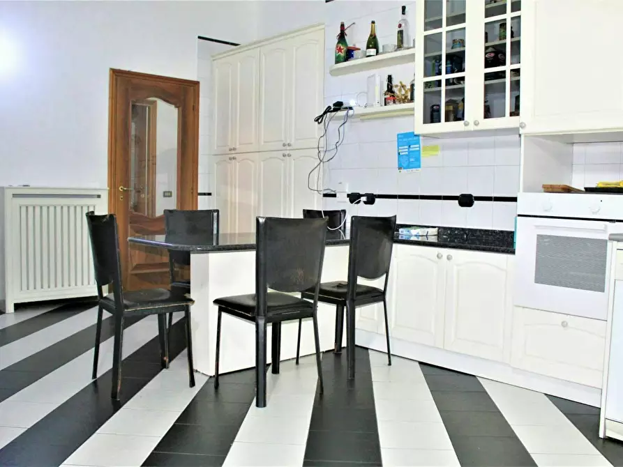 Immagine 9 di Camera in affitto  in Viale Sarca a Milano