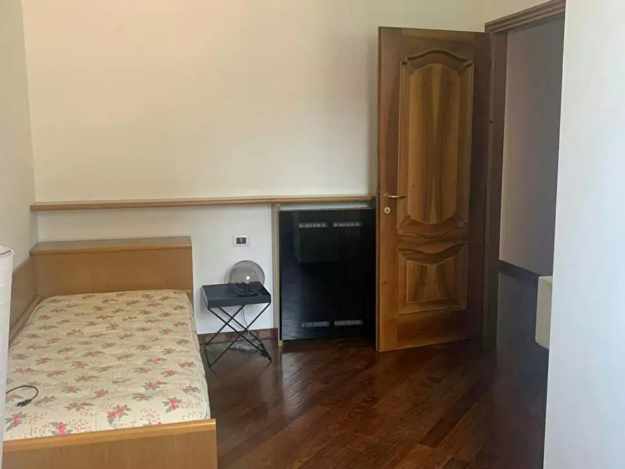 Immagine 3 di Camera in affitto  in Viale Sarca a Milano