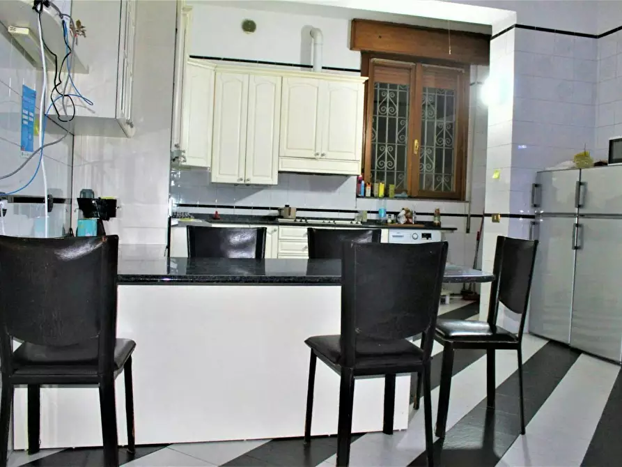 Immagine 7 di Camera in affitto  in Viale Sarca a Milano