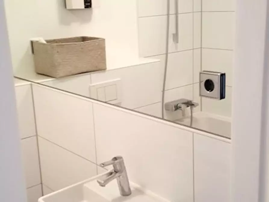 Immagine 8 di Appartamento in affitto  in Cantadorstraße a Düsseldorf