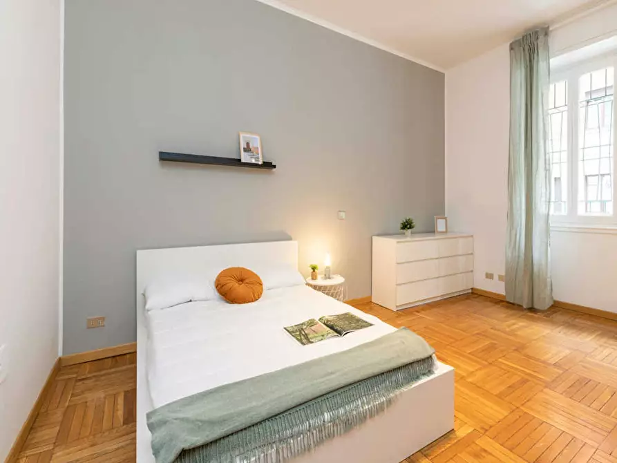 Immagine 1 di Camera in affitto  in Via Novegno a Milano