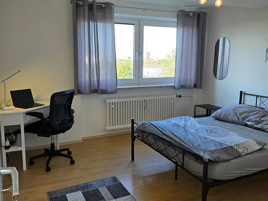 Immagine 2 di Camera in affitto  in Riemerschmidstraße a München