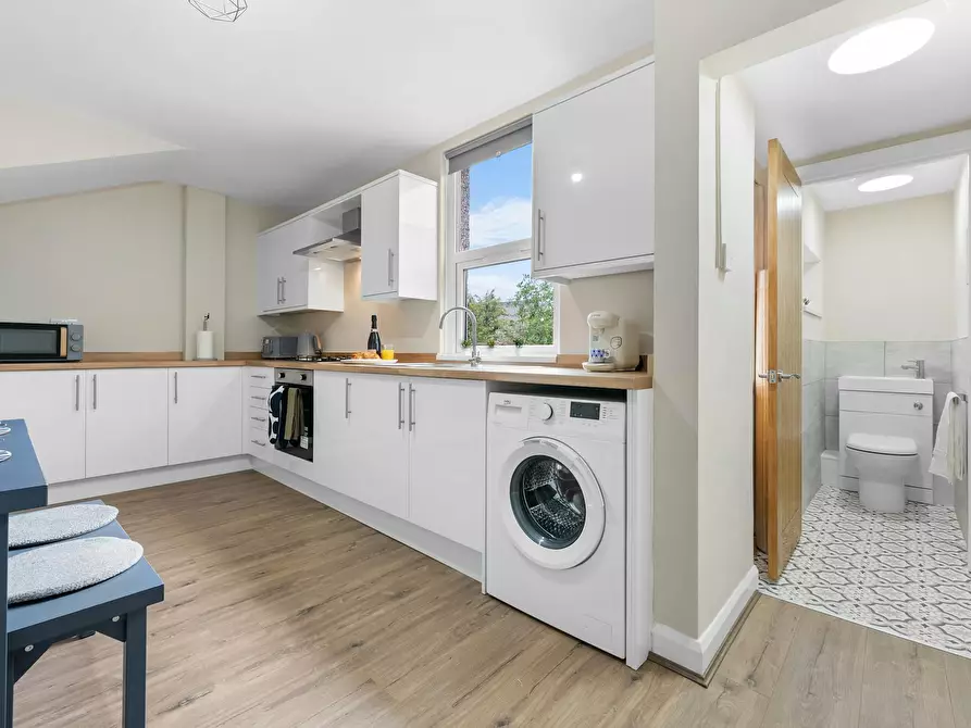 Immagine 2 di Casa indipendente in affitto  in Burnsall Road a 