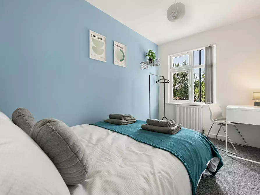 Immagine 9 di Appartamento in affitto  in Broad Lane a 