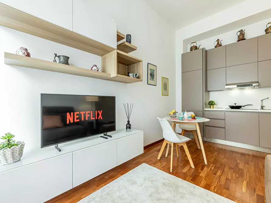 Immagine 9 di Appartamento in affitto  in Piazza Caiazzo a Milano