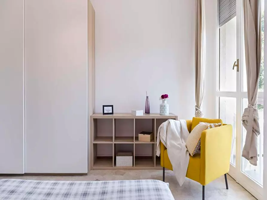 Immagine 6 di Camera in affitto  in Via dei Mandorli a Buccinasco