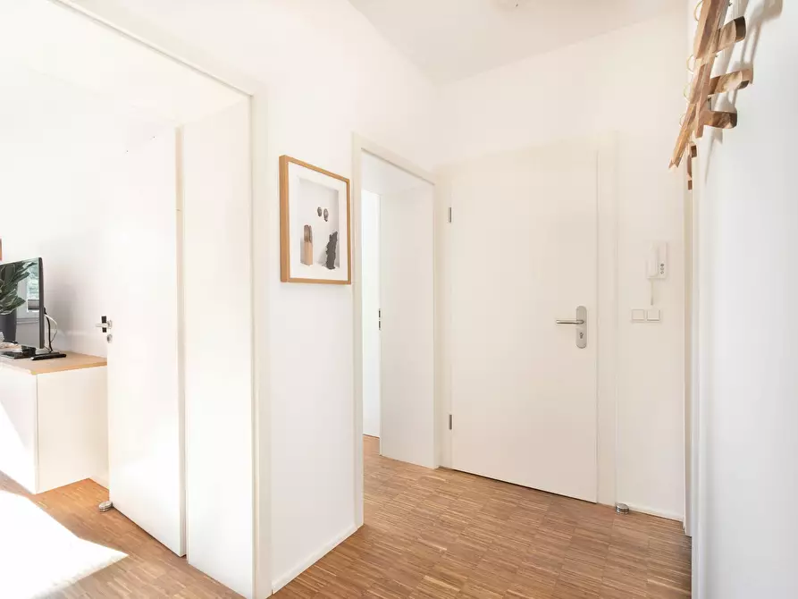 Immagine 7 di Appartamento in affitto  in Neckarstraße a Düsseldorf