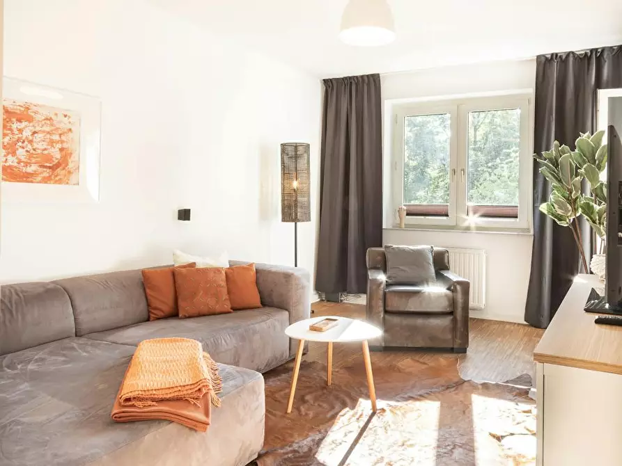 Immagine 1 di Appartamento in affitto  in Neckarstraße a Düsseldorf