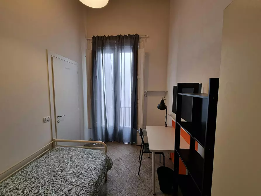 Immagine 2 di Camera in affitto  in Via Pietro Trinchera a Napoli