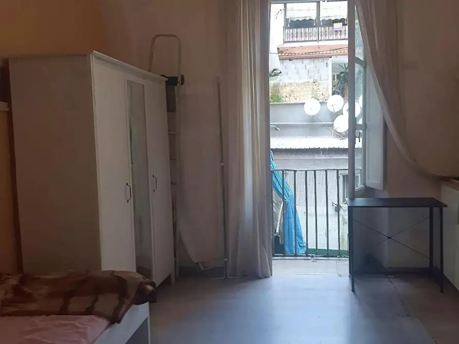 Immagine 2 di Camera in affitto  in Vico Gabella della Farina a Napoli
