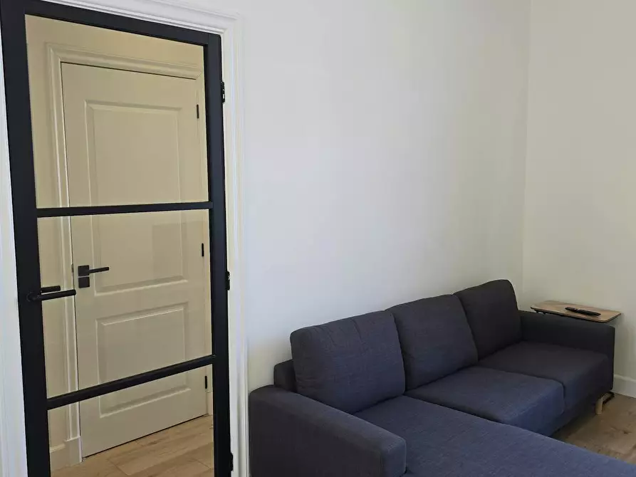 Immagine 4 di Casa indipendente in affitto  in Mariottestraat a 's-Gravenhage
