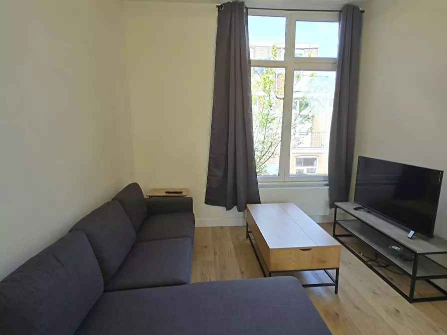 Immagine 2 di Casa indipendente in affitto  in Mariottestraat a 's-Gravenhage