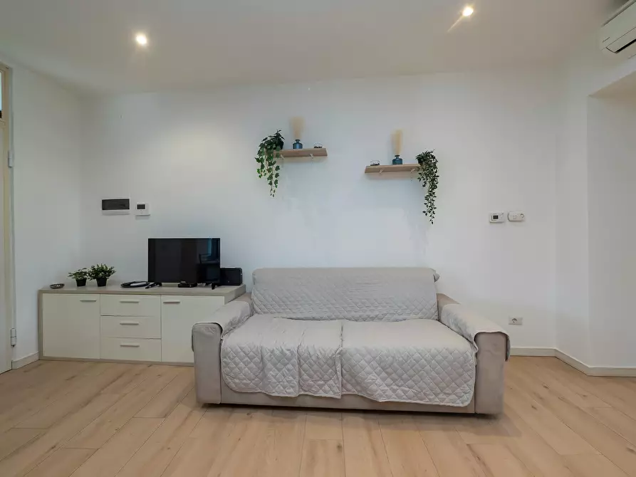 Immagine 10 di Appartamento in affitto  in Via Rogoredo a Milano