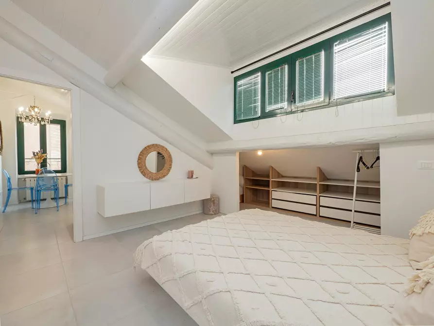 Immagine 9 di Appartamento in affitto  in Viale Edoardo Jenner a Milano