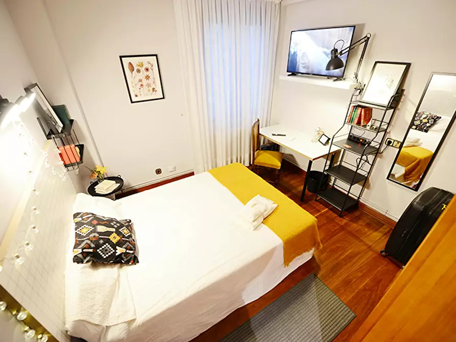 Immagine 1 di Camera in affitto  in José María de Escuza Kalea a Bilbao