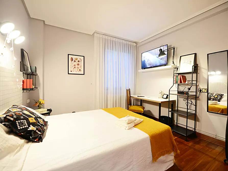 Immagine 3 di Camera in affitto  in José María de Escuza Kalea a Bilbao