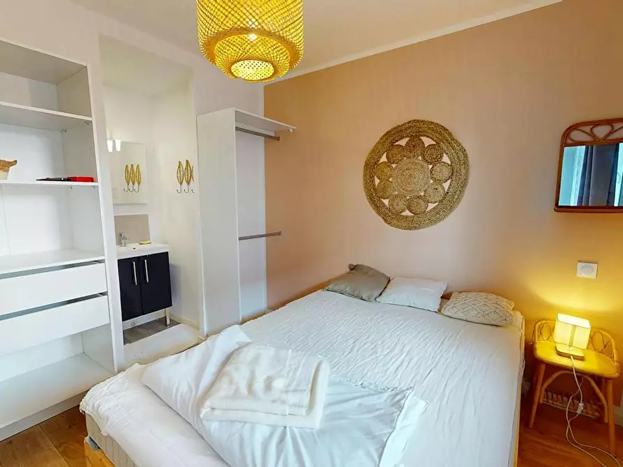 Immagine 4 di Camera in affitto  in Rue Louis Blanc a Rouen