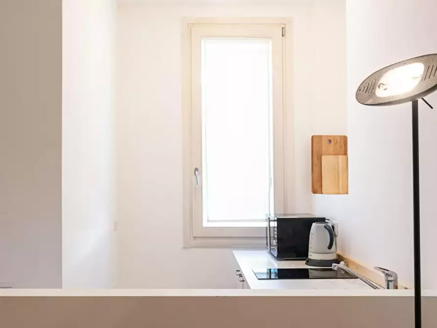 Immagine 4 di Appartamento in affitto  in Via Caccialepori a Milano