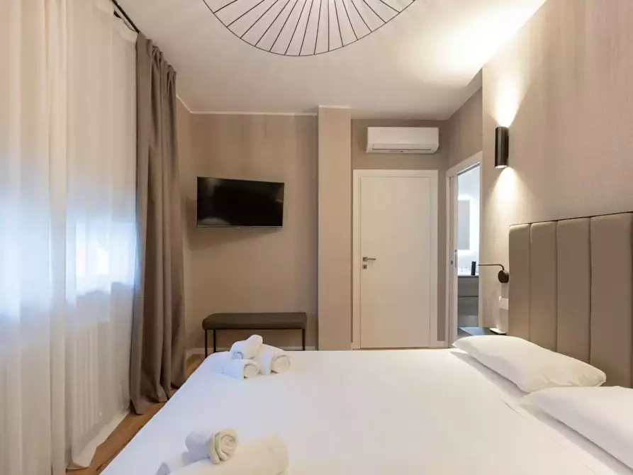 Immagine 9 di Appartamento in affitto  in Via Monte Rosa a Milano