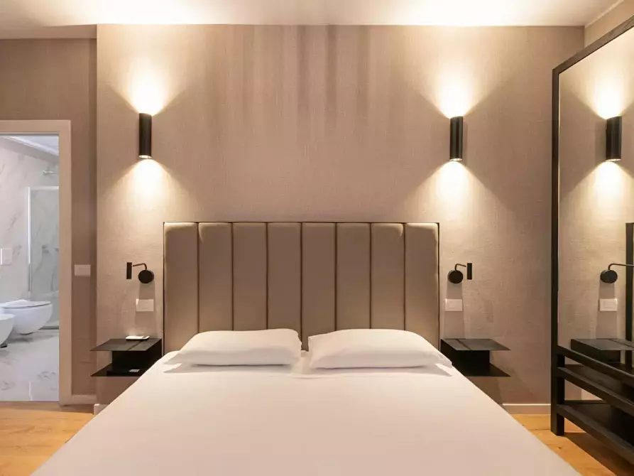 Immagine 10 di Appartamento in affitto  in Via Monte Rosa a Milano