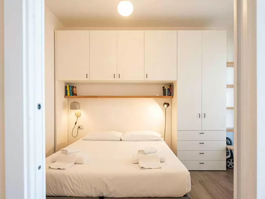 Immagine 5 di Appartamento in affitto  in Via Casale a Milano