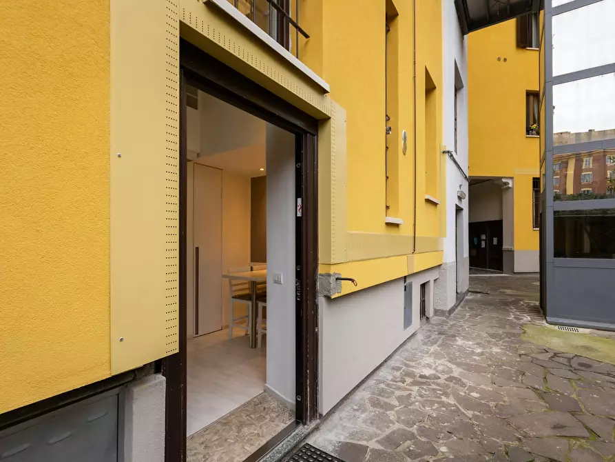 Immagine 10 di Appartamento in affitto  in Via Breno a Milano