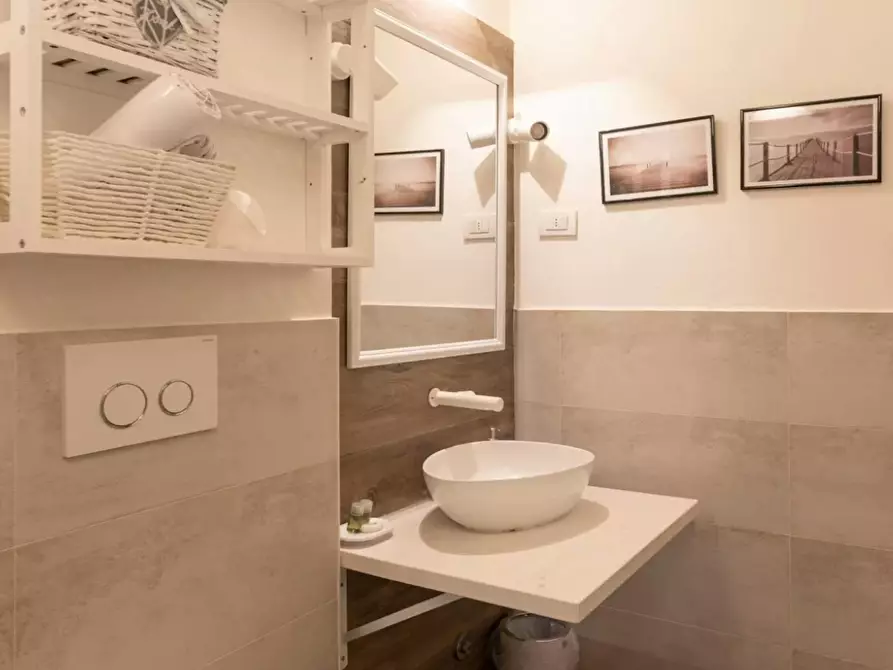 Immagine 6 di Appartamento in affitto  in Via Breno a Milano