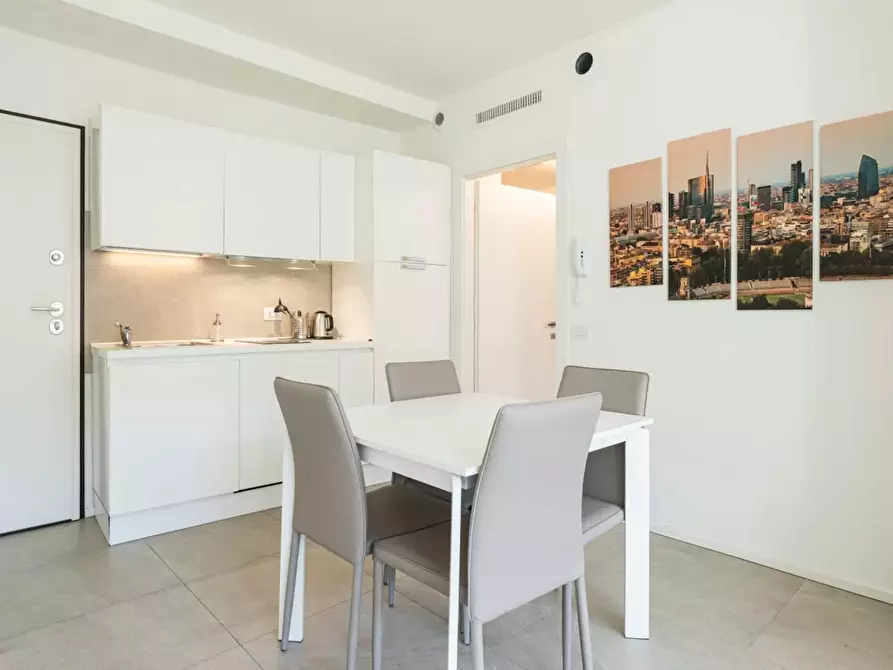 Immagine 1 di Appartamento in affitto  in Via Ippolito Rosellini a Milano