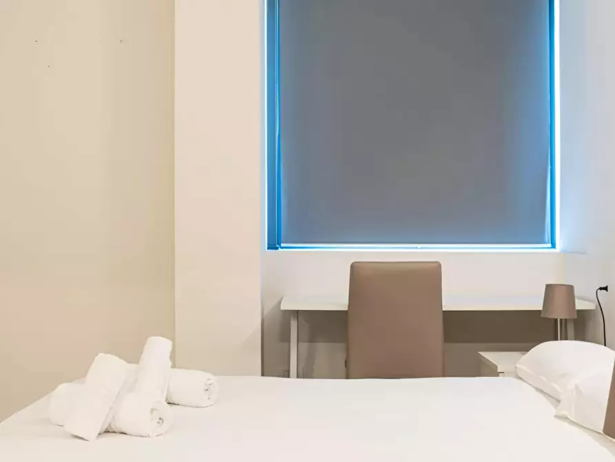 Immagine 10 di Appartamento in affitto  in Via Ippolito Rosellini a Milano