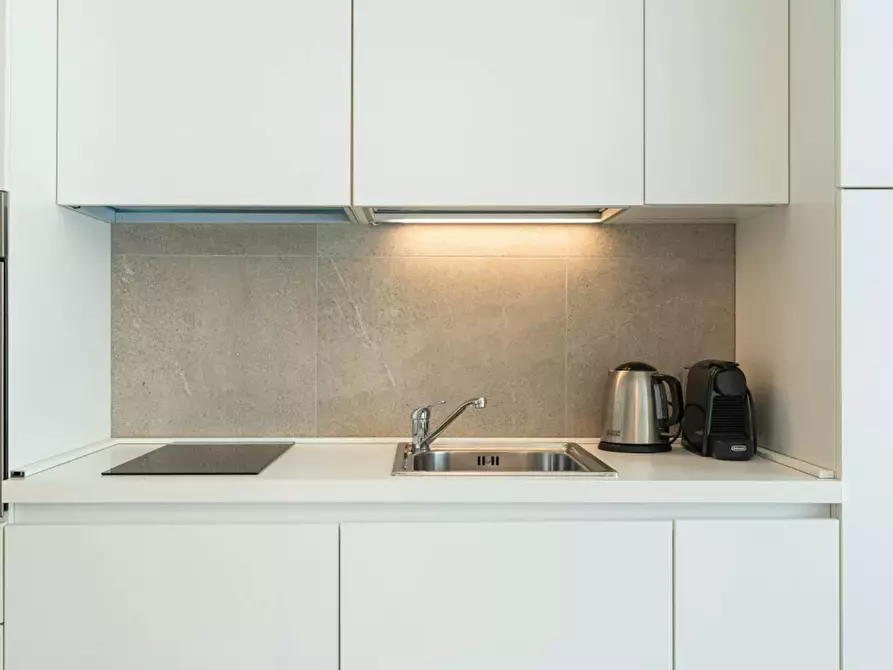 Immagine 1 di Appartamento in affitto  in Via Ippolito Rosellini a Milano