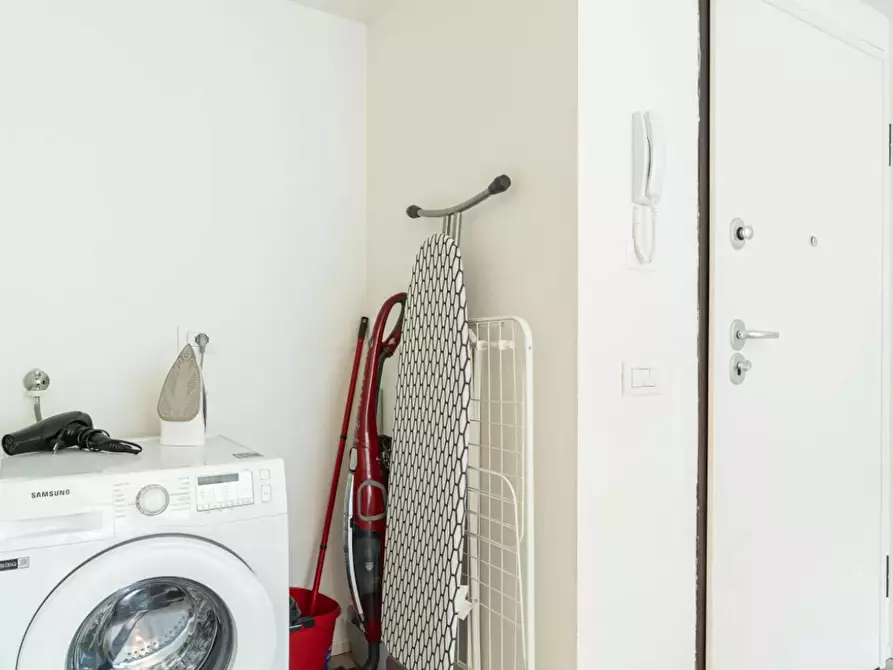 Immagine 2 di Appartamento in affitto  in Via Ippolito Rosellini a Milano