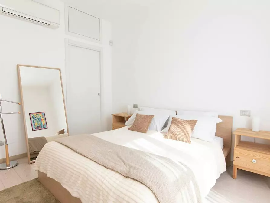 Immagine 2 di Appartamento in affitto  in Via Bramante a Milano