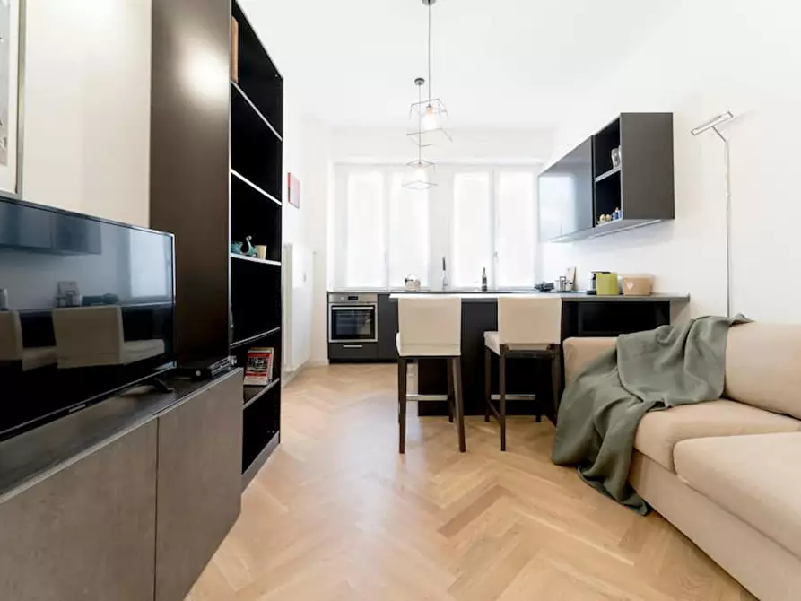 Immagine 1 di Appartamento in affitto  in Via Francesco Daverio a Milano