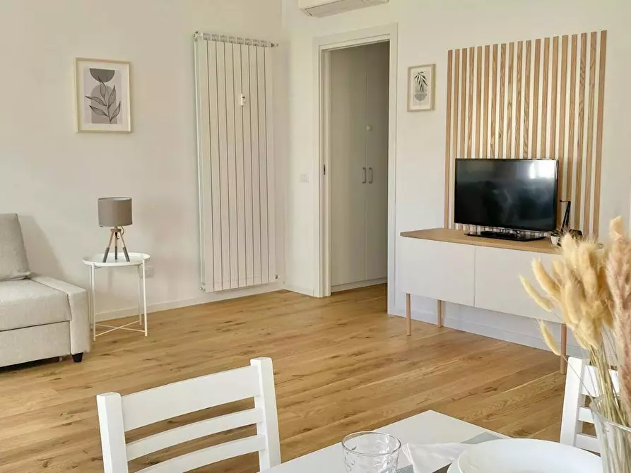 Immagine 5 di Appartamento in affitto  in Via dei Guarneri a Milano