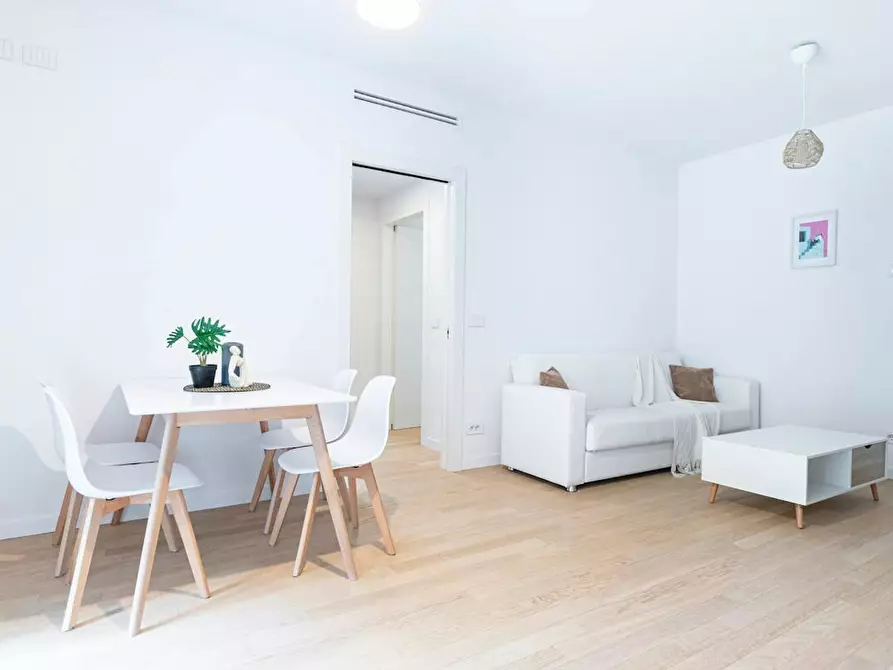 Immagine 2 di Appartamento in affitto  in Via Principe Eugenio a Milano