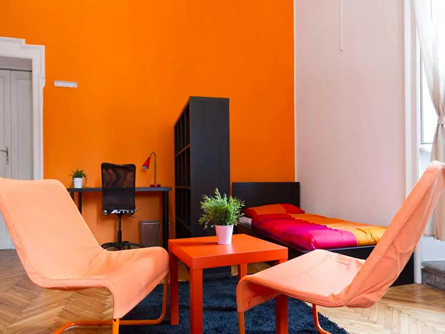 Immagine 1 di Camera in affitto  in Via Gustavo Modena a Milano