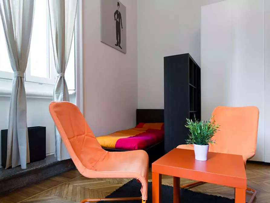 Immagine 5 di Camera in affitto  in Via Gustavo Modena a Milano