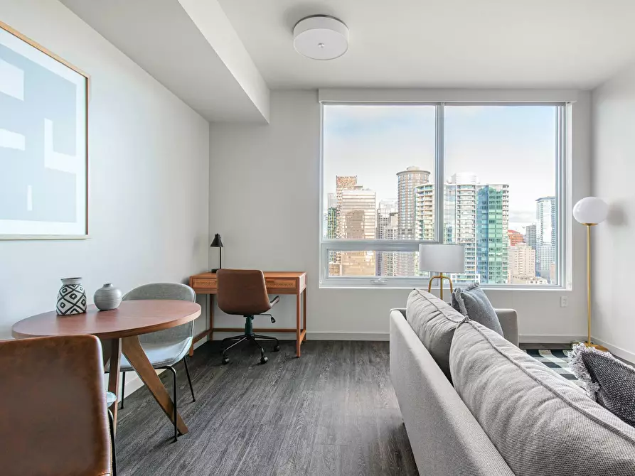 Immagine 4 di Appartamento in affitto  in 2nd Avenue a Messina